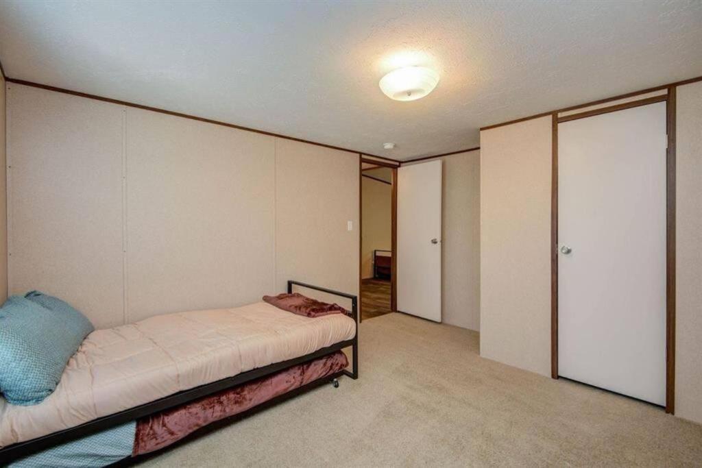 Seaside Serenity - Holiday Home Sleeps 10 Дикинсън Екстериор снимка